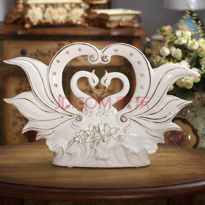 浮雕花情侶天鵝創(chuàng)意陶瓷工藝品婚慶禮品現(xiàn)代家居擺件 愛心陶瓷情侶天鵝