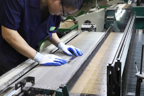 一網(wǎng)情深 安平絲網(wǎng)產(chǎn)業(yè)向新向強(qiáng)，信息技術(shù)咨詢服務(wù)注入無限活力